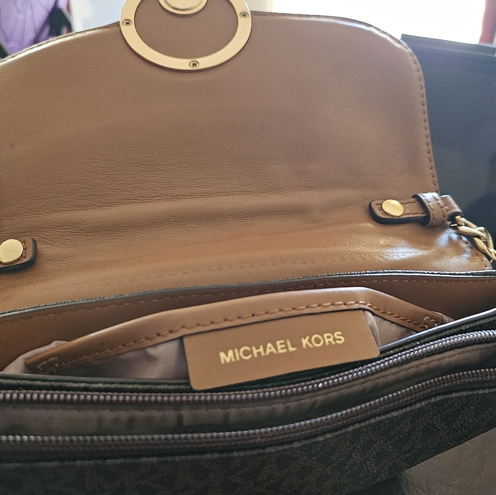 Michael Kors - Picture 3 of 5